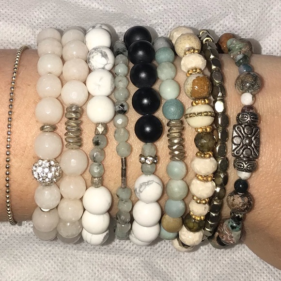 Beaded Stone Bracelet - Picture 2 of 2